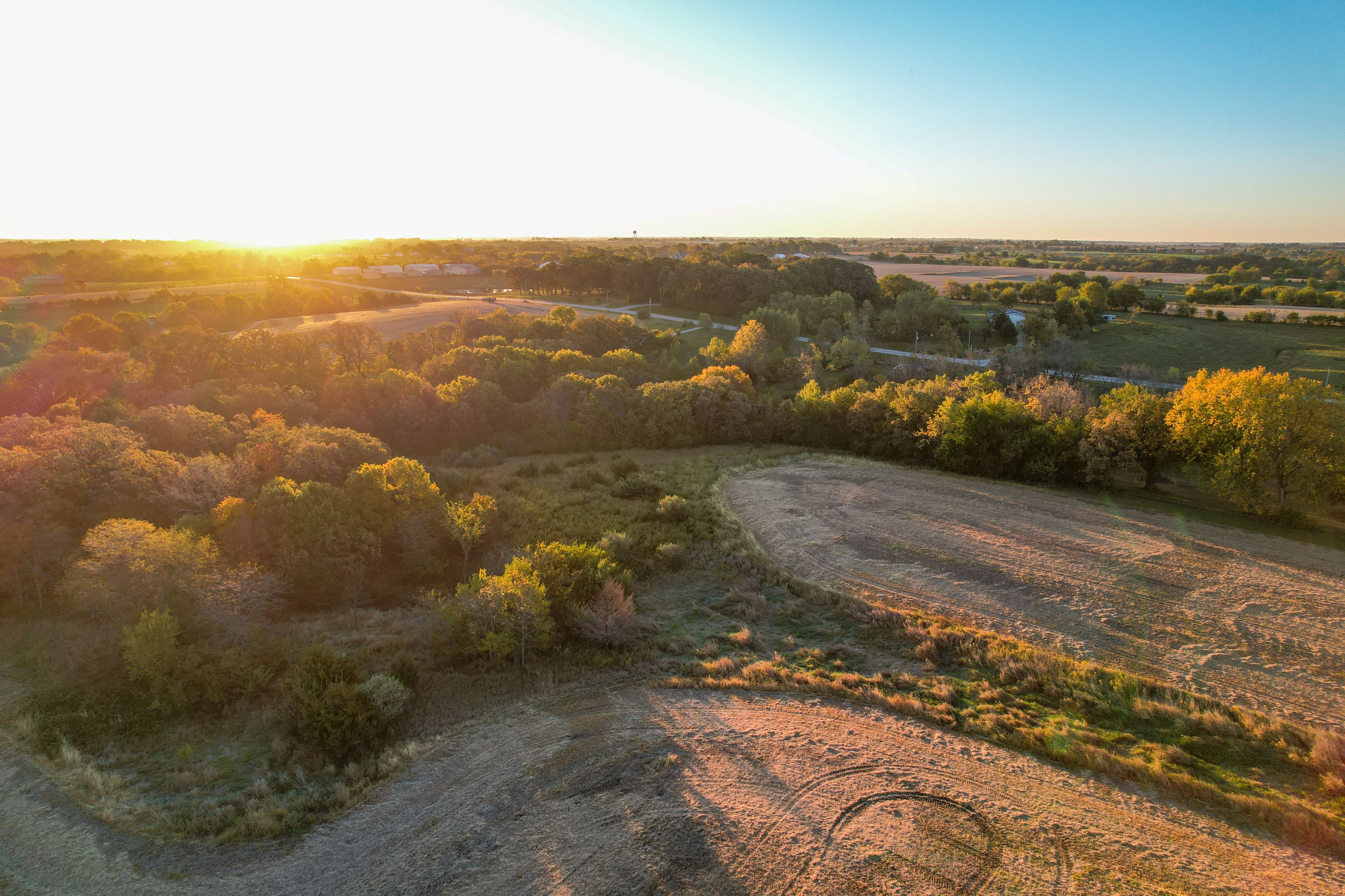 Listing Photo: Photo Oct 22 2025, 7 58 57 AM